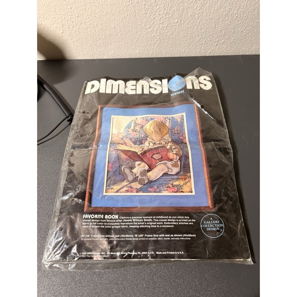 Dimensions Crewel Kit Favorite Book Wool #1296 14"x16" No Thread‎ 1985